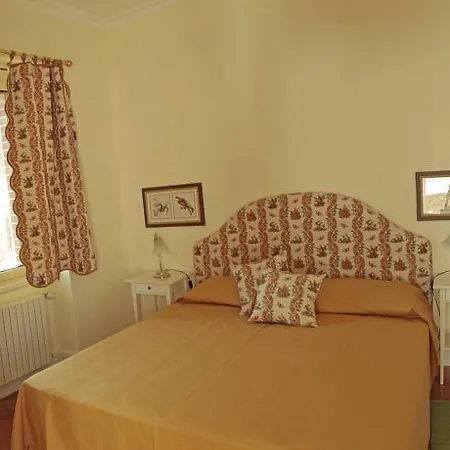 Geno Apartment Como